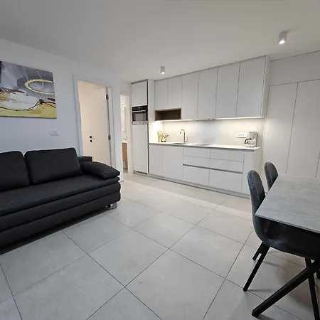 Portoroz With Sea View And Hot-tub - One Bedroom With Sea View And Terrace Lejlighed