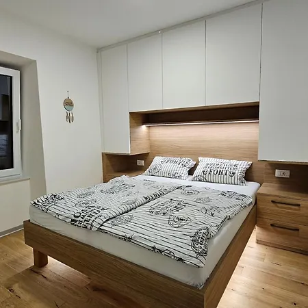 Portoroz With Sea View And Hot-tub - One Bedroom With Sea View And Terrace Lejlighed *