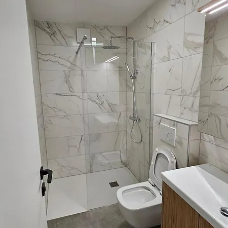 Lejlighed Portoroz With Sea View And Hot-tub - One Bedroom With Sea View And Terrace