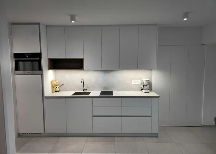 Portoroz With Sea View And Hot-tub - One Bedroom With Sea View And Terrace Apartman *