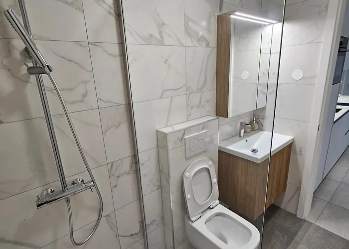 Portoroz With Sea View And Hot-tub - One Bedroom With Sea View And Terrace Apartman