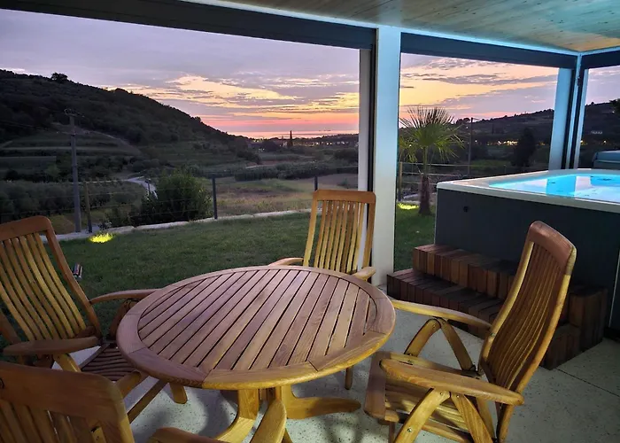 Portoroz With Sea View And Hot-tub - One Bedroom With Sea View And Terrace Apartman