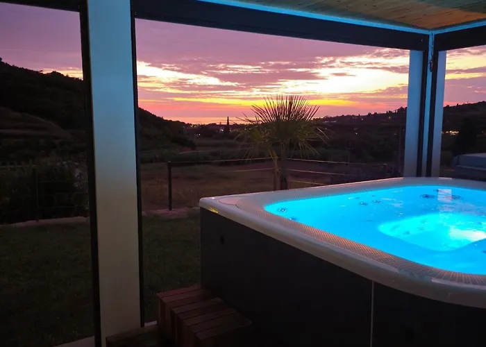 Apartman Portoroz With Sea View And Hot-tub - One Bedroom With Sea View And Terrace